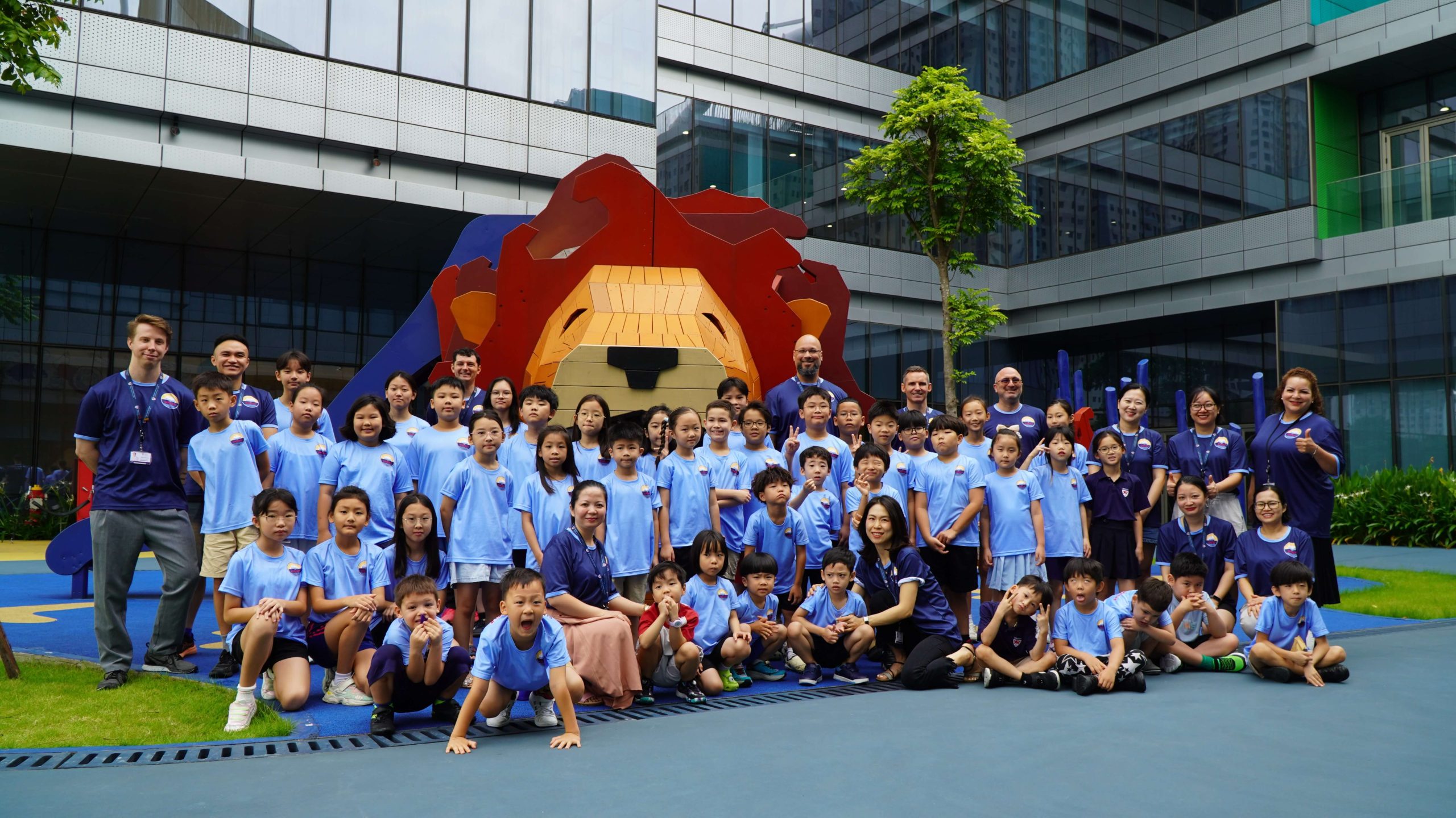 Signature Dwight Programs